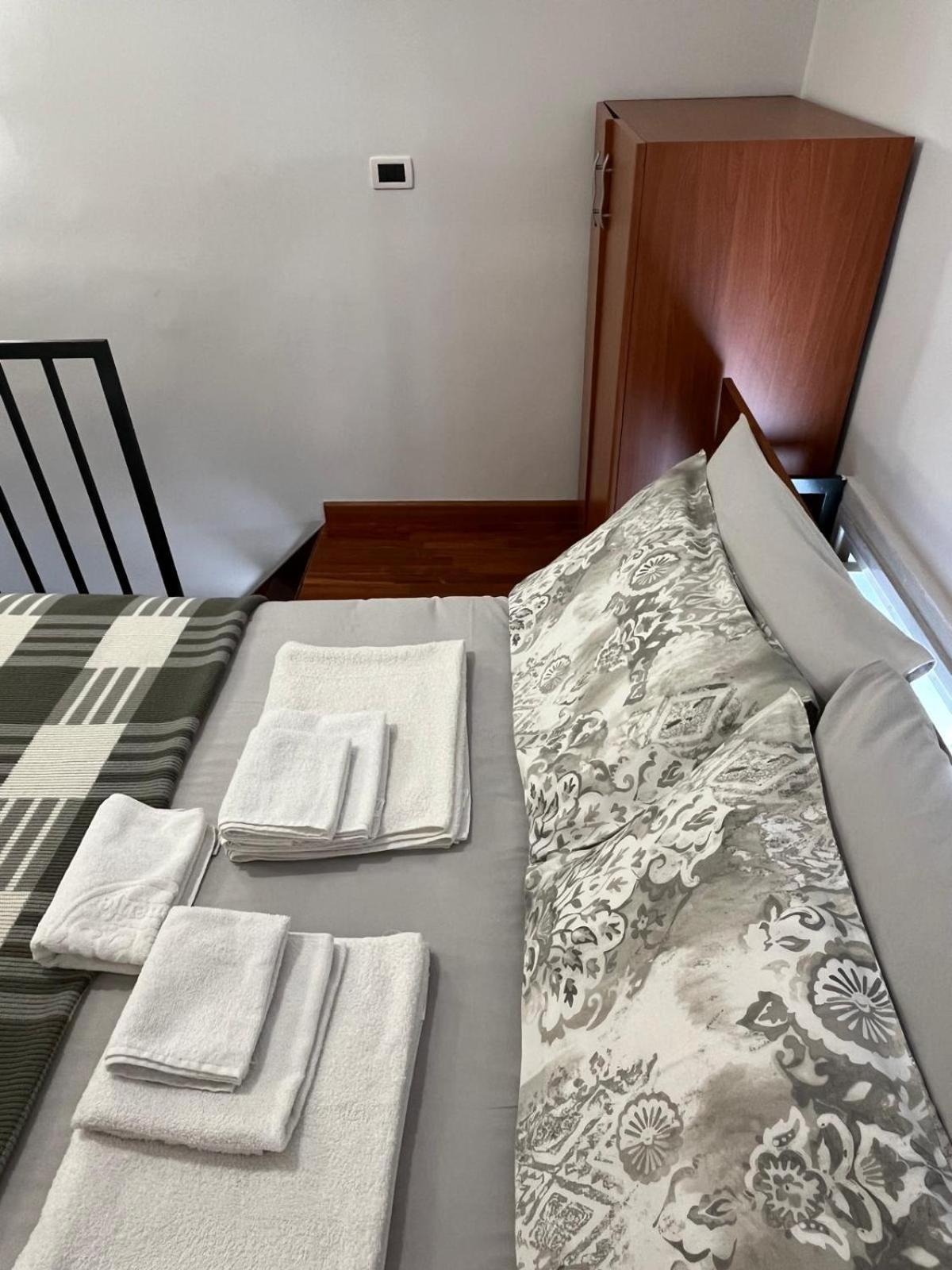 Persefone Apartment Catania Bagian luar foto